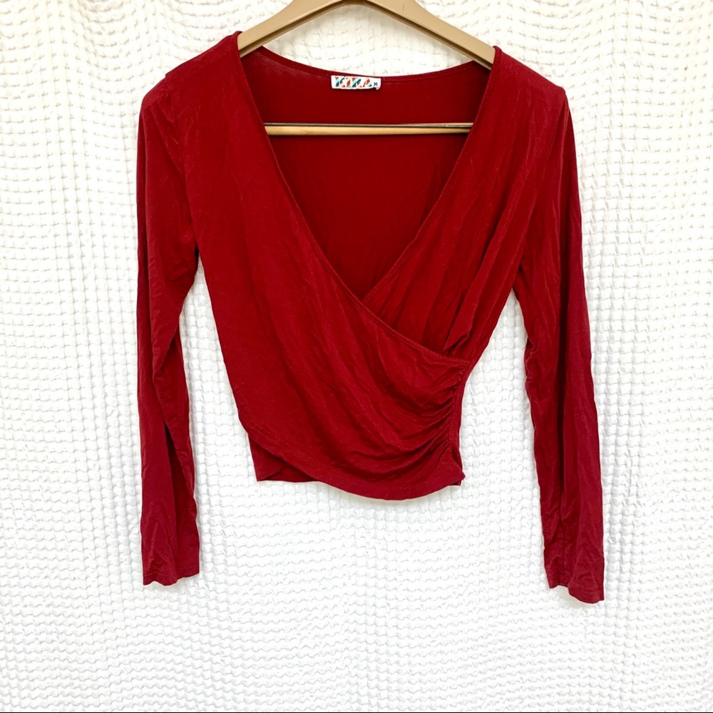 KIRA LONG SLEEVED RED CROP TOP SIZE MED!!!